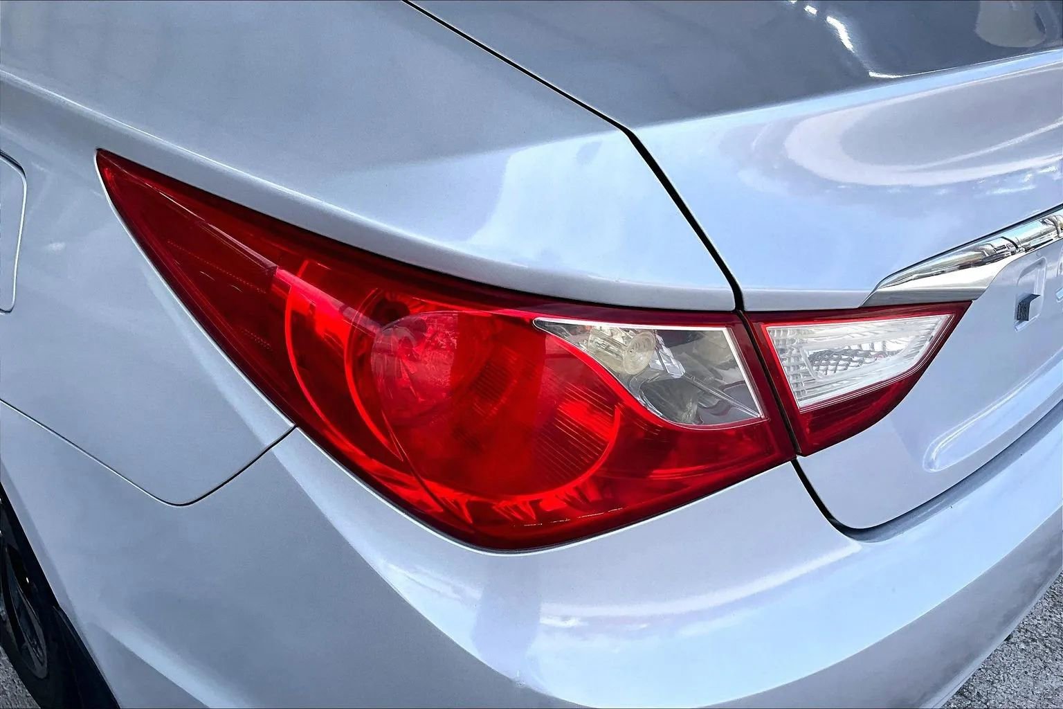 Used 2011 Hyundai Sonata SE FWD image 19