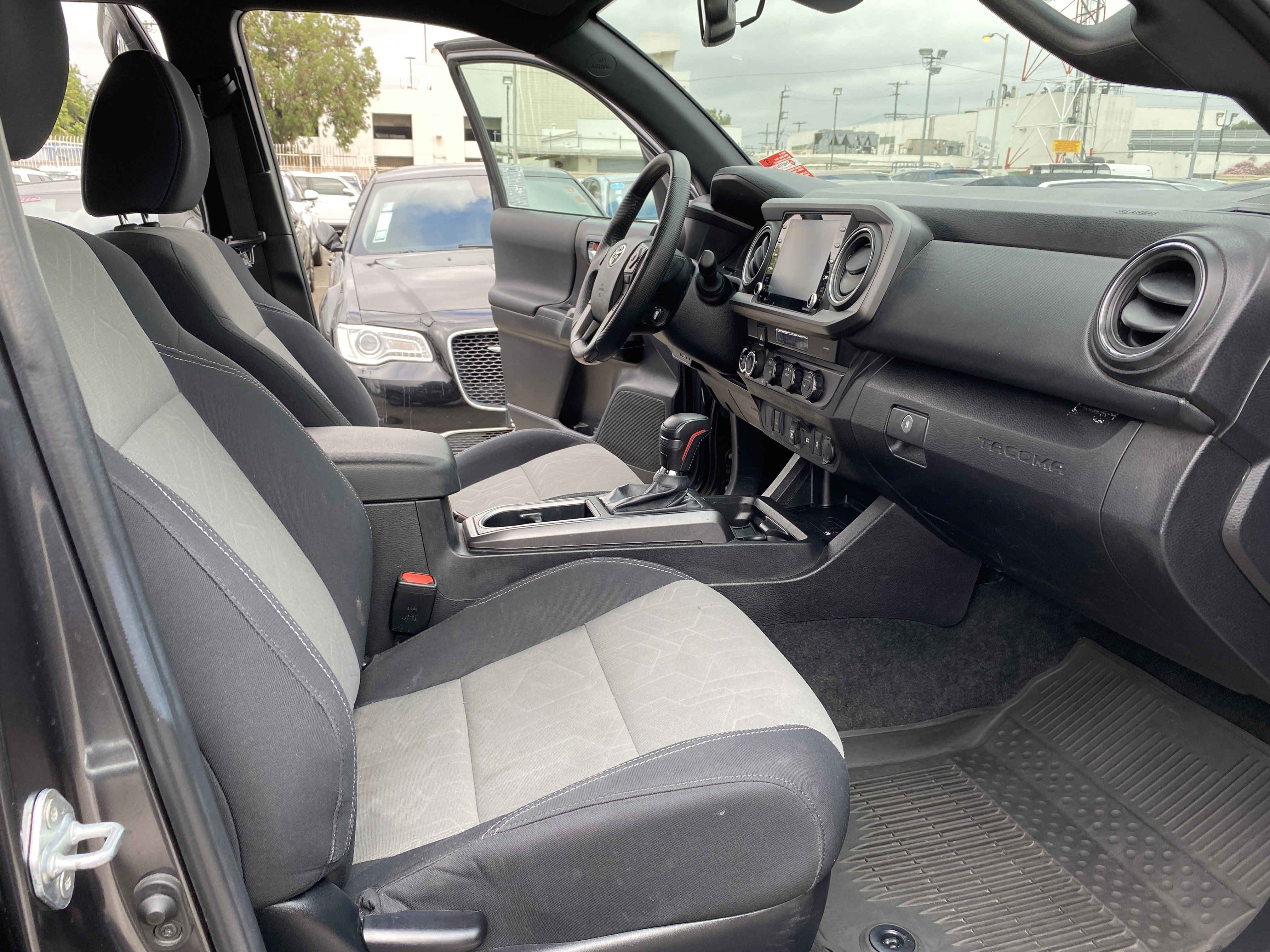 Used 2023 Toyota Tacoma TRD Off-Road image 25