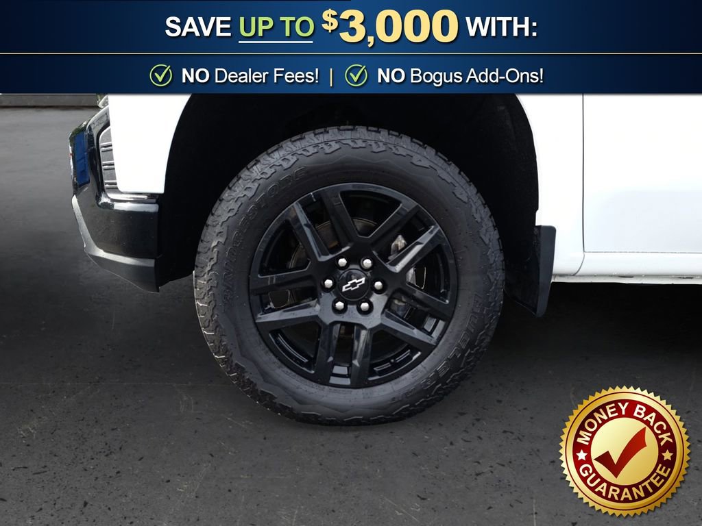 Used 2023 Chevrolet Tahoe RST w/ Luxury Package RWD image 13