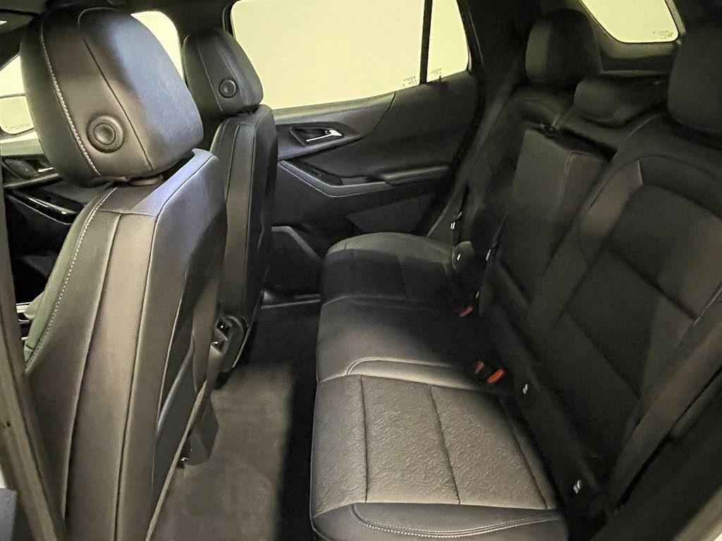 Used 2026 Chevrolet Equinox LT w/ Convenience Package II image 19