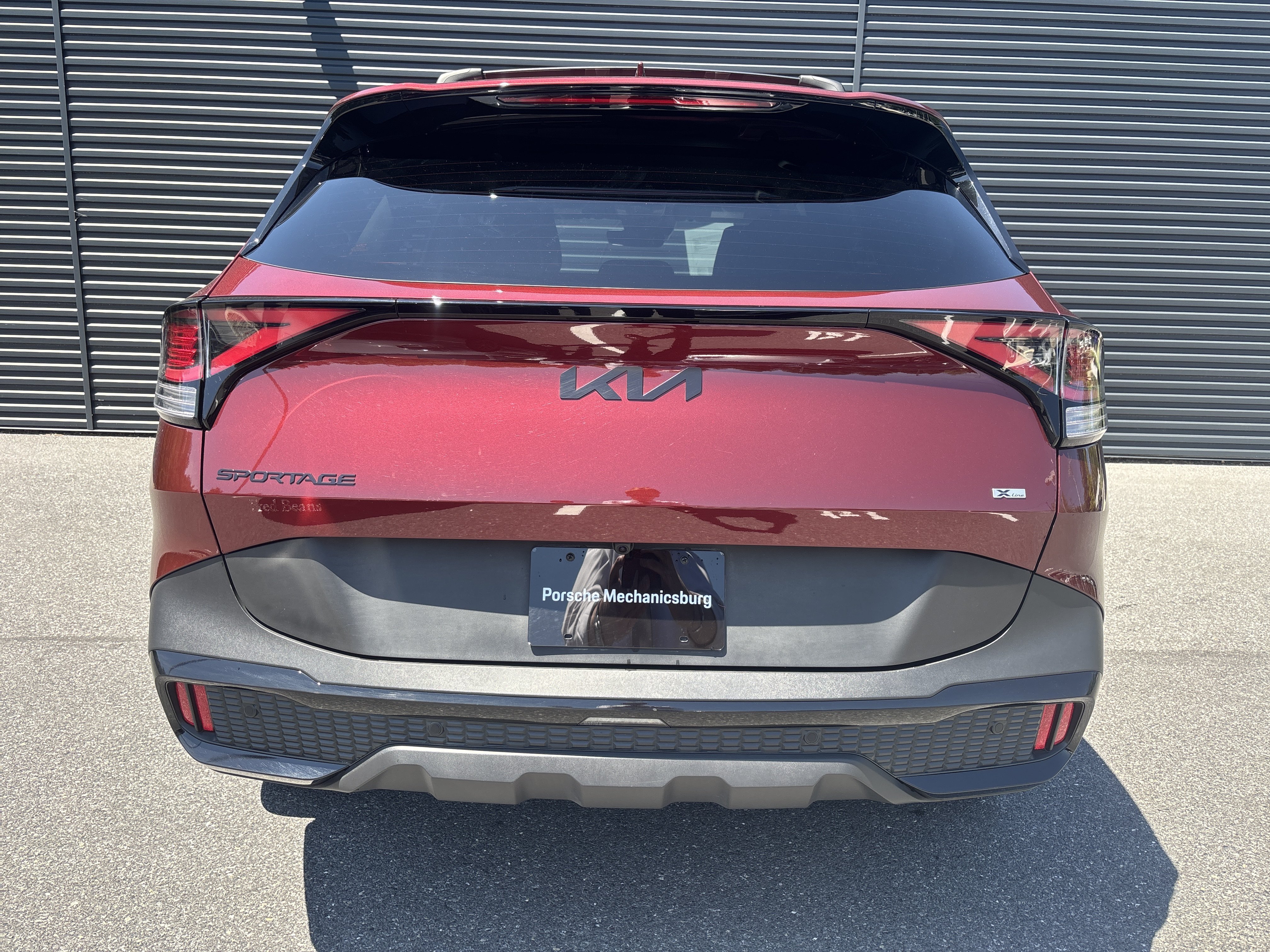 Used 2025 Kia Sportage X-Line AWD/4WD image 4