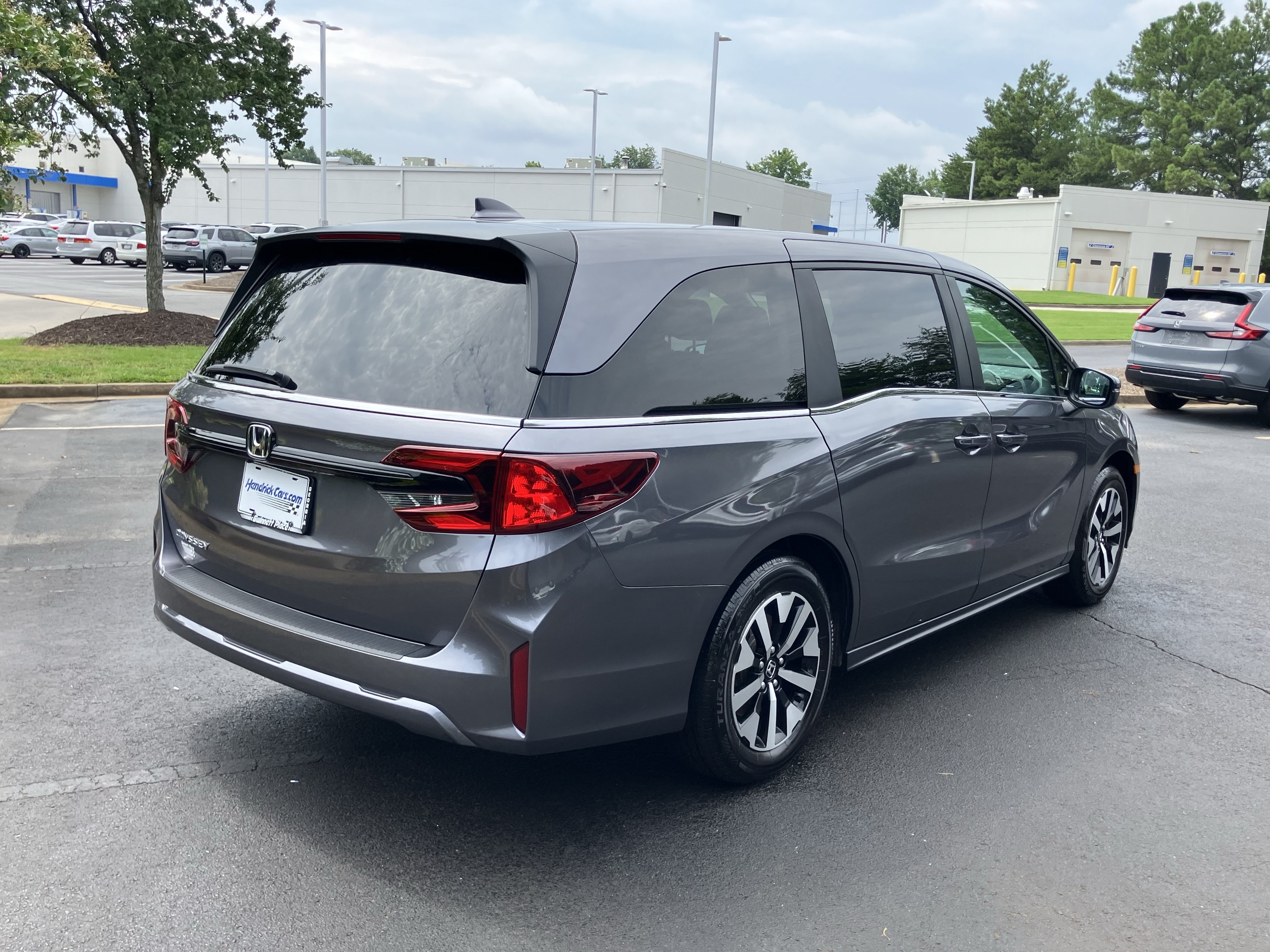 Used 2026 Honda Odyssey EX-L image 10