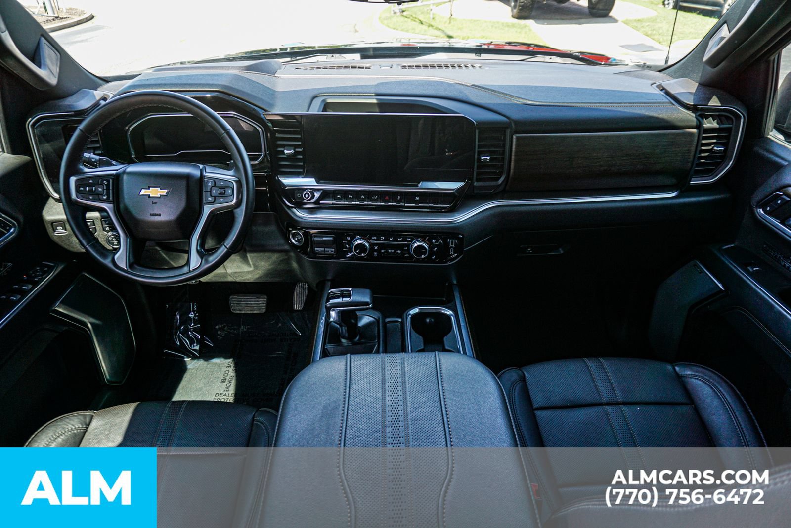 Used 2023 Chevrolet Silverado 1500 High Country w/ High Country Premium Package AWD/4WD image 29