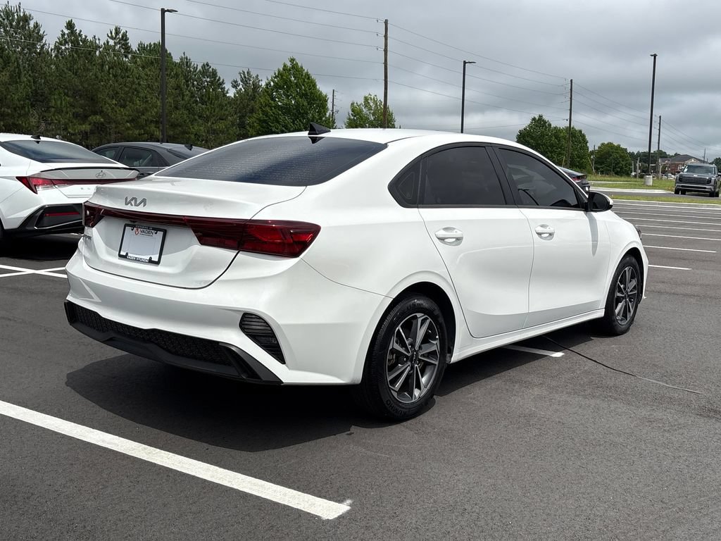 Used 2024 Kia Forte LXS FWD image 6