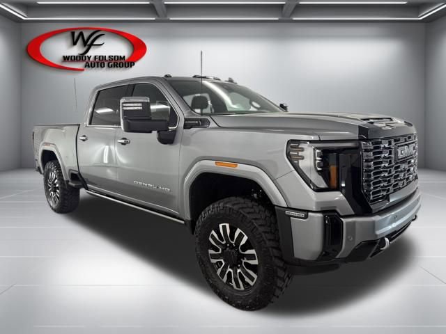 Used 2025 GMC Sierra 2500 Denali Ultimate AWD/4WD image 3