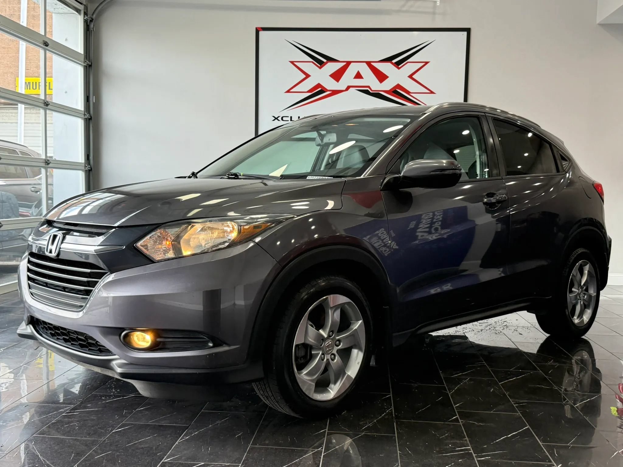 Used 2016 Honda HR-V EX-L image 3