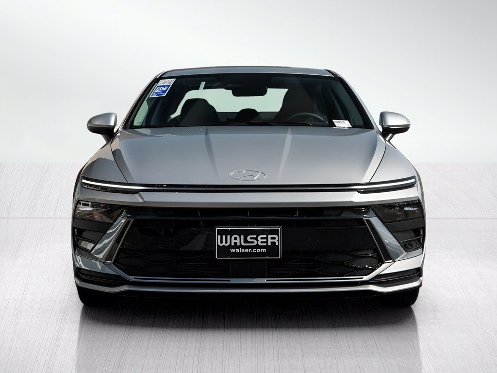 New 2026 Hyundai Sonata Blue FWD image 2