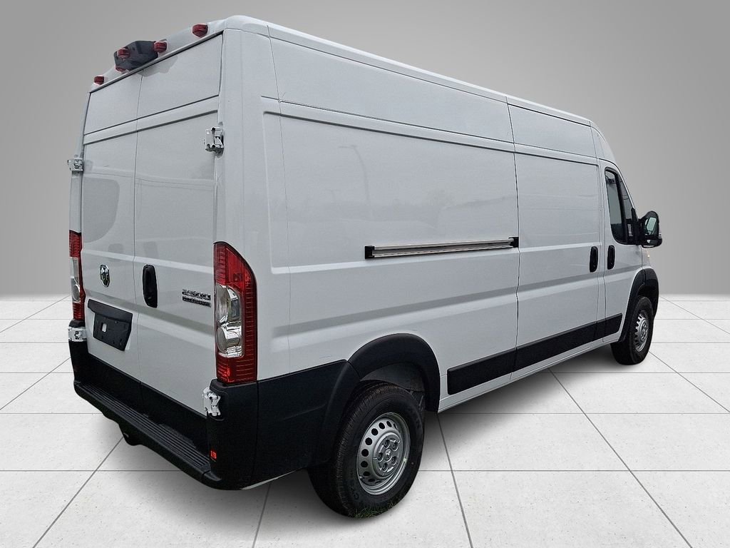New 2026 RAM ProMaster 2500 w/ Convenience Group image 4
