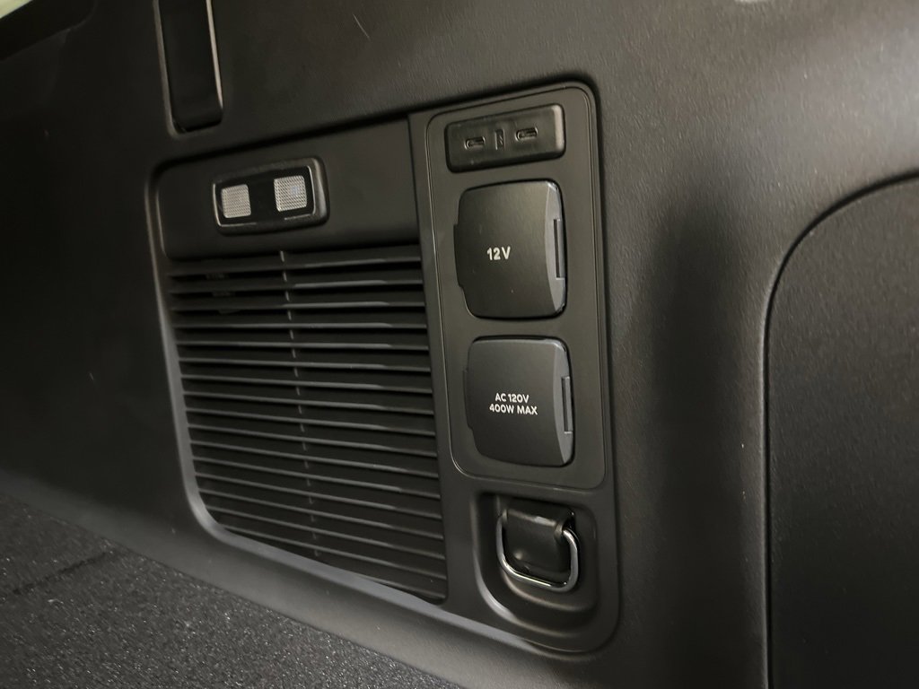 New 2025 Lincoln Navigator L Reserve image 42