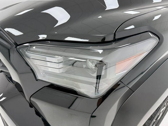 Used 2025 Toyota 4Runner TRD Off-Road Premium image 6