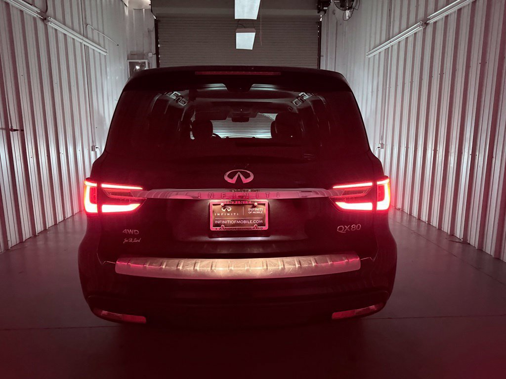 Used 2021 INFINITI QX80 Luxe AWD/4WD image 9