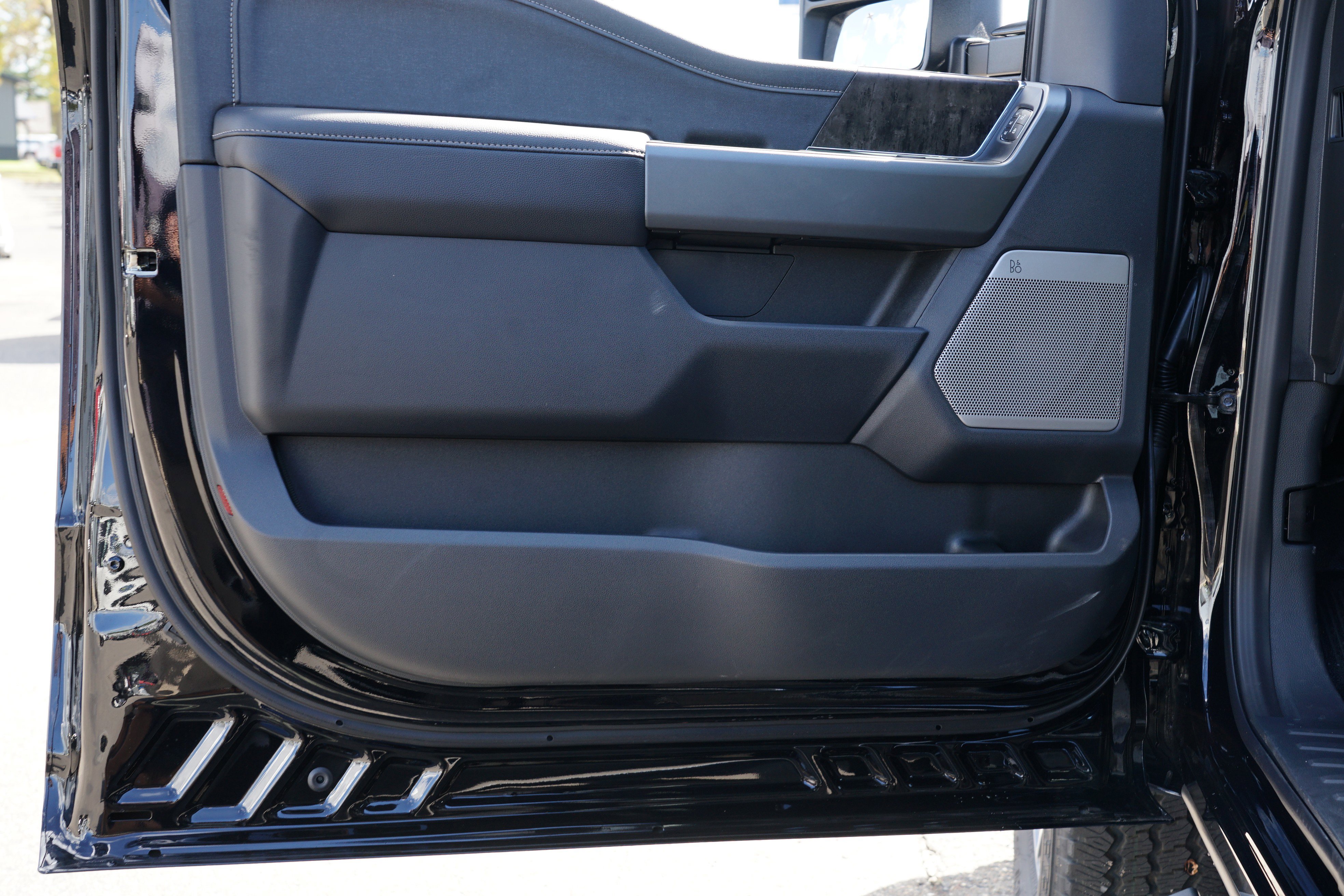 New 2026 Ford F350 Lariat image 16