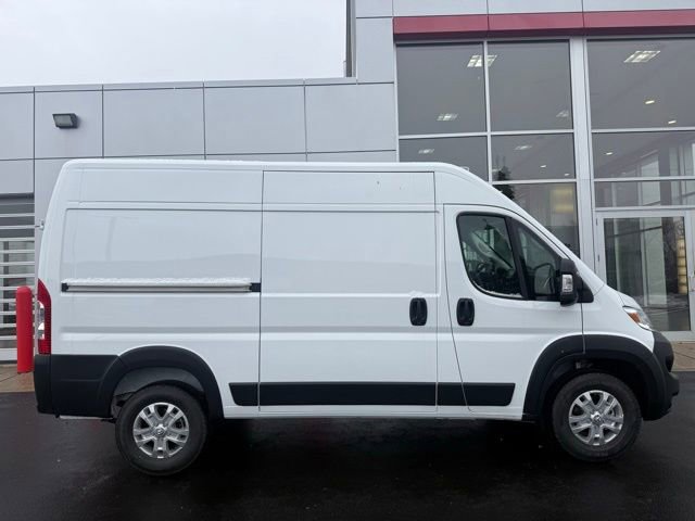New 2026 RAM ProMaster 1500 w/ Quick Order Package 22G SLT image 2