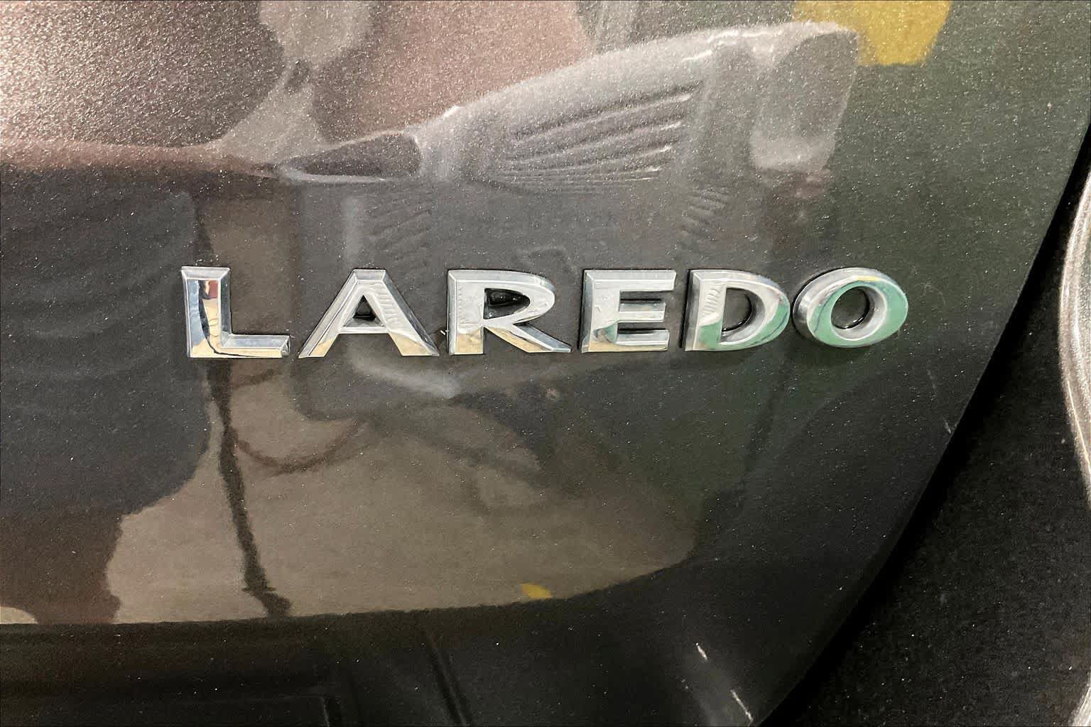 Used 2021 Jeep Grand Cherokee Laredo AWD/4WD image 10