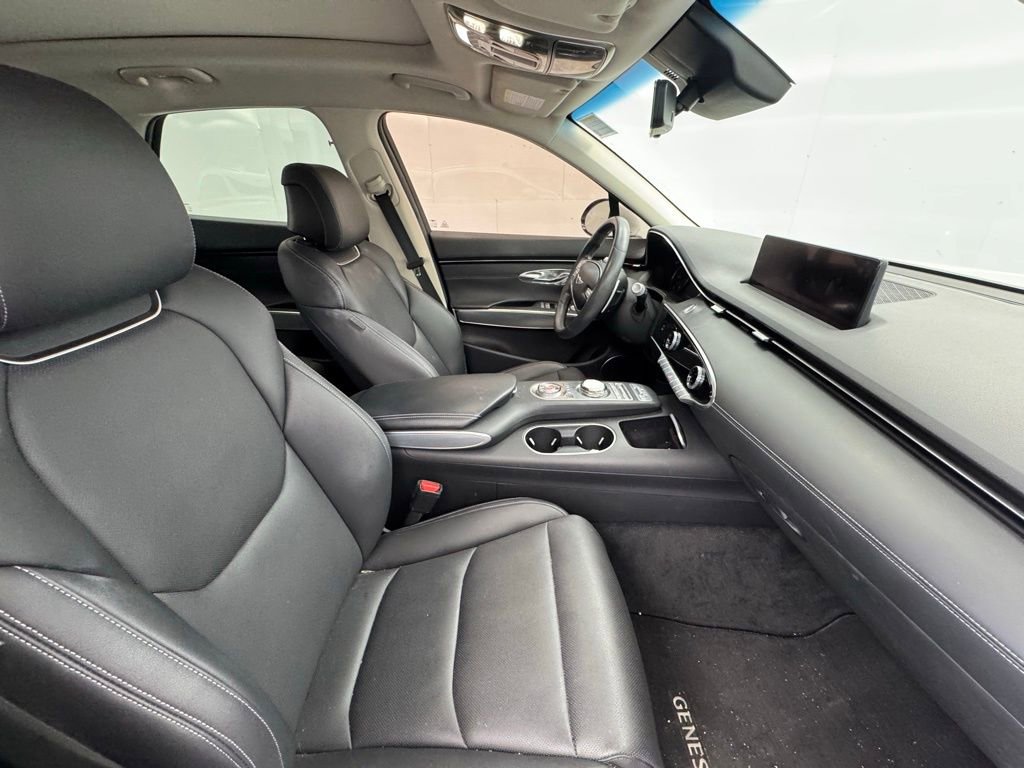 Used 2023 Genesis GV70 2.5T w/ Select Package image 11