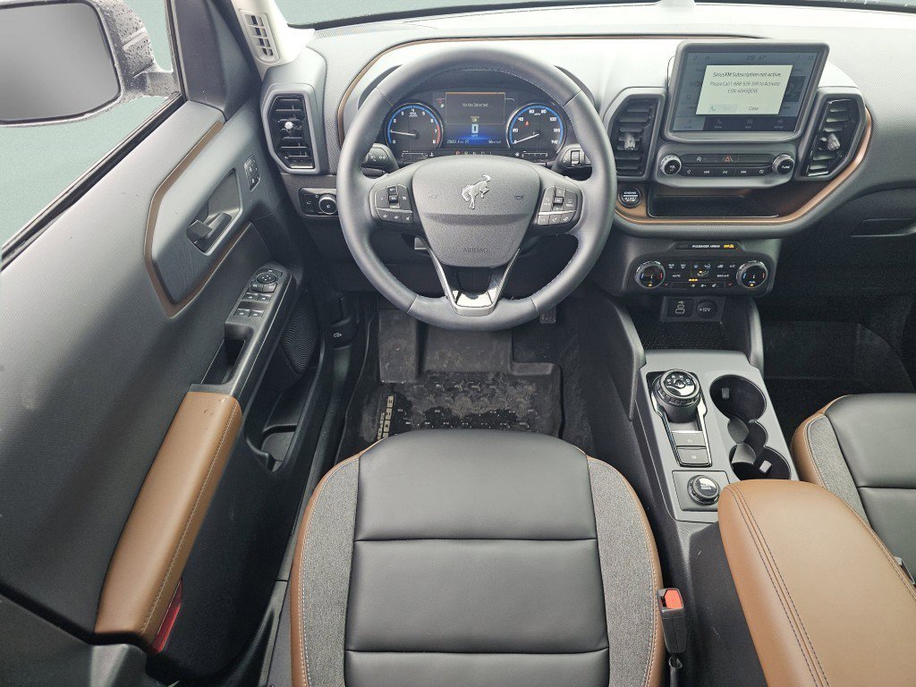 Used 2024 Ford Bronco Sport Outer Banks image 4