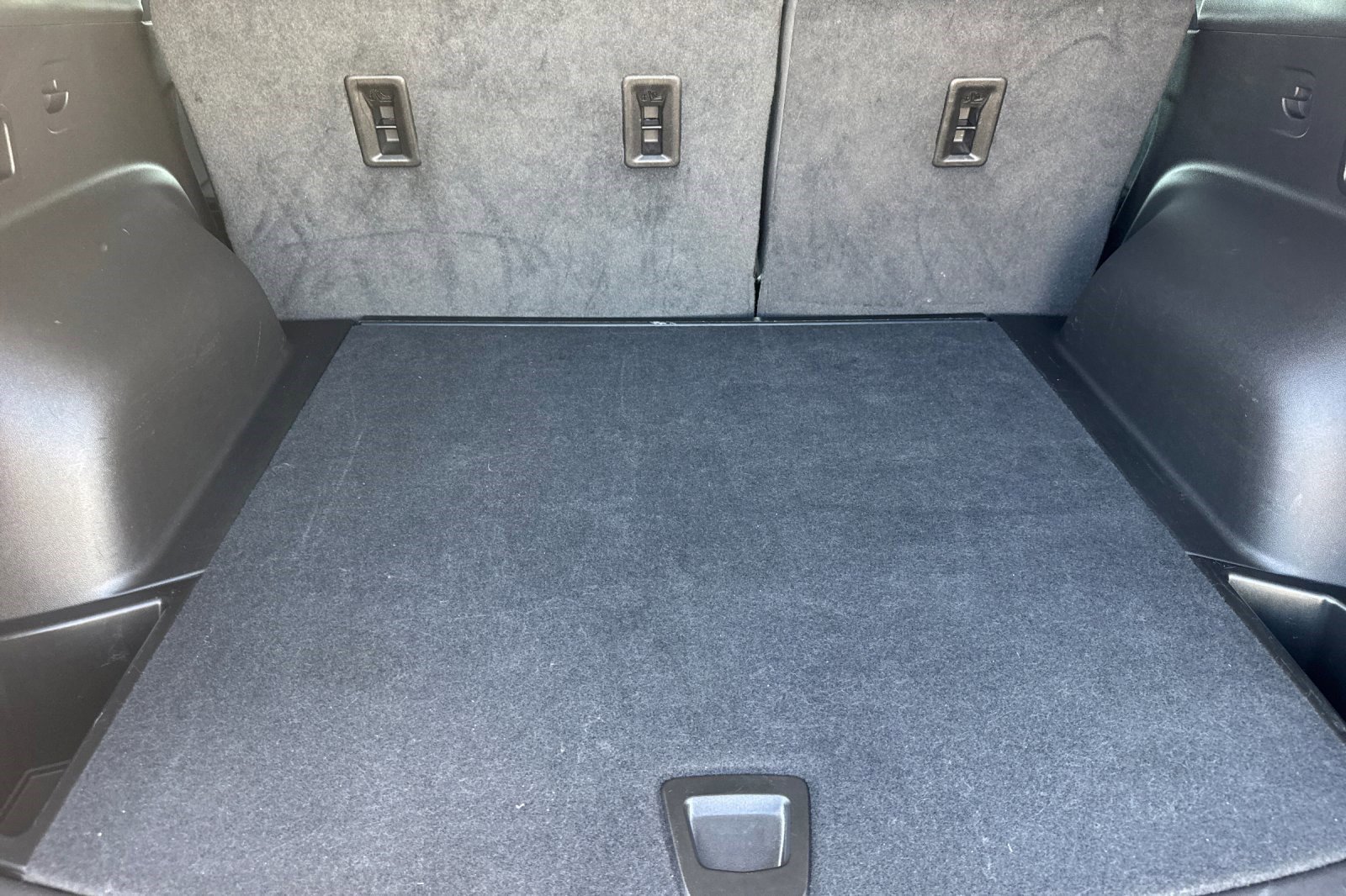 Used 2025 Chevrolet Blazer LT image 11