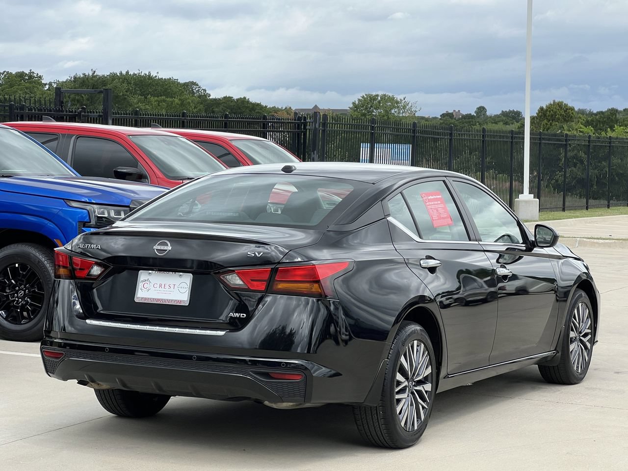 Used 2023 Nissan Altima 2.5 SV AWD/4WD image 4