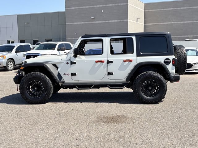 Used 2023 Jeep Wrangler Unlimited Rubicon w/ Cold Weather Group AWD/4WD image 31