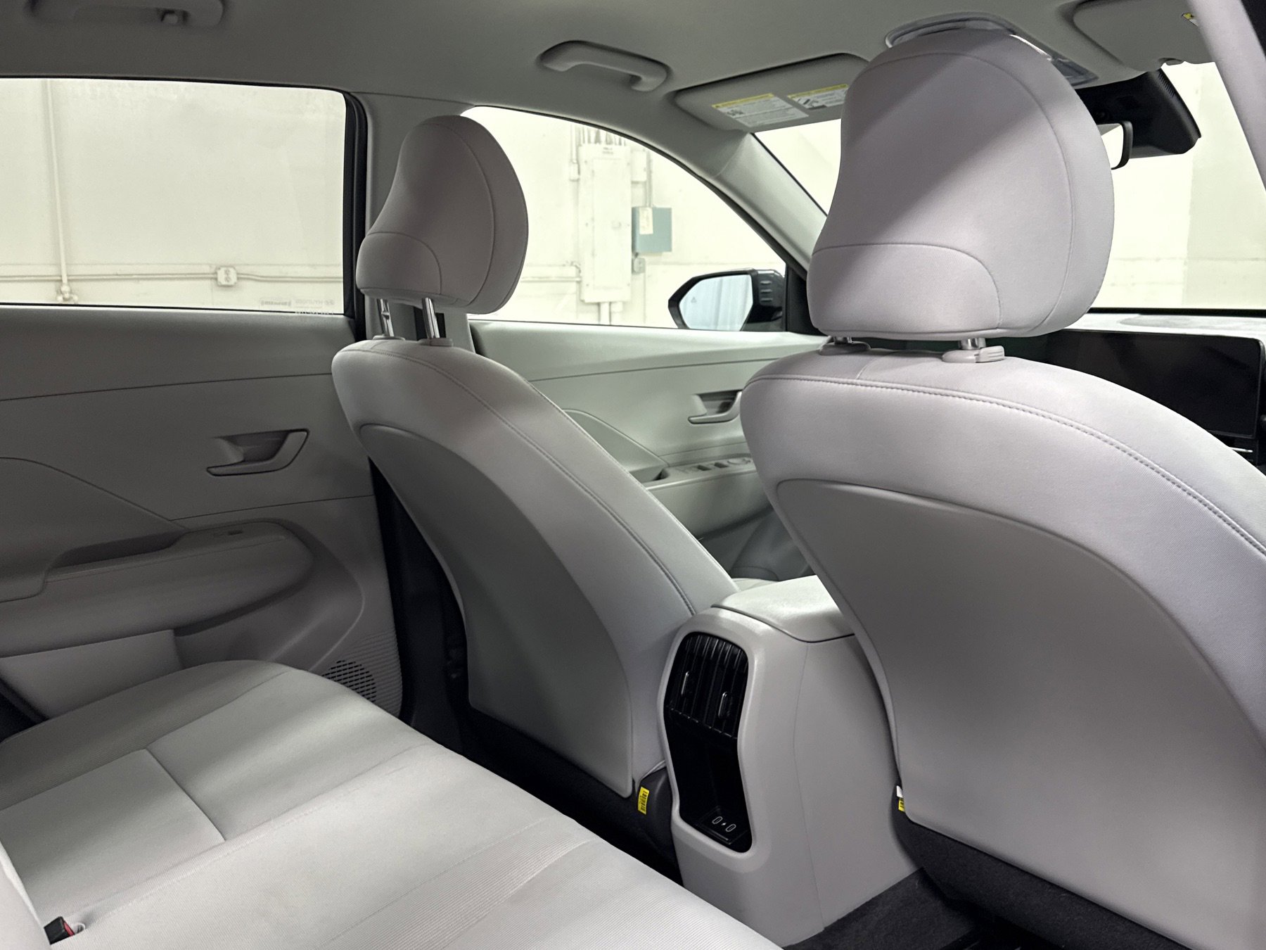 Used 2025 Hyundai Kona SEL image 20