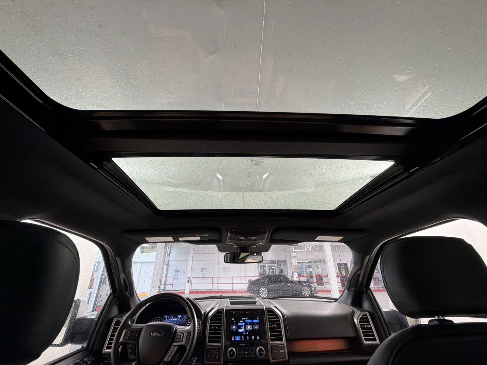 Used 2017 Ford F150 Limited w/ Trailer Tow Package image 24