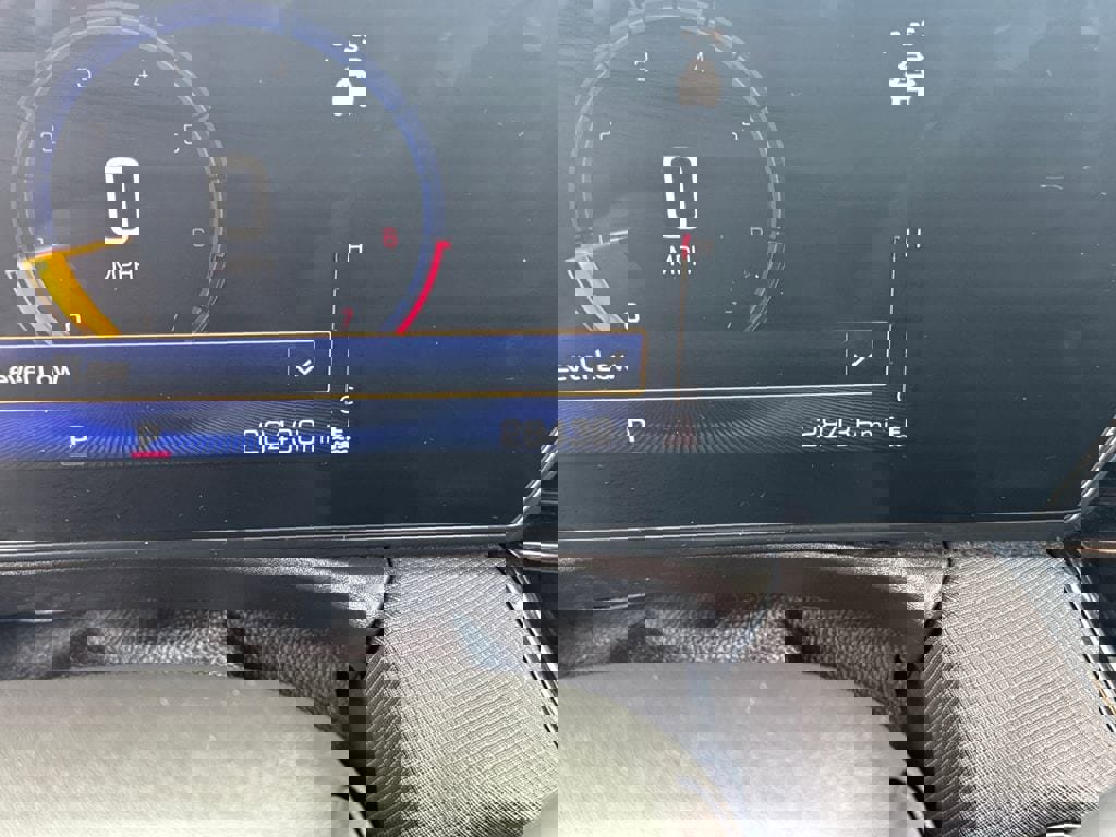 Used 2024 Chevrolet TrailBlazer RS w/ Convenience Package image 26