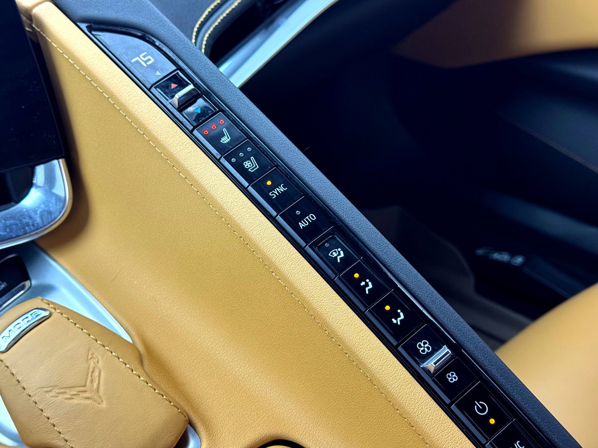 Used 2020 Chevrolet Corvette Stingray Preferred Conv w/ 2LT Preferred Equipment Group image 38