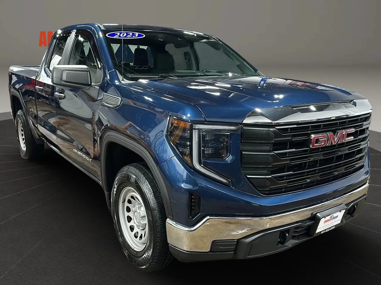 Used 2023 GMC Sierra 1500 Pro w/ Pro Value Package AWD/4WD image 7