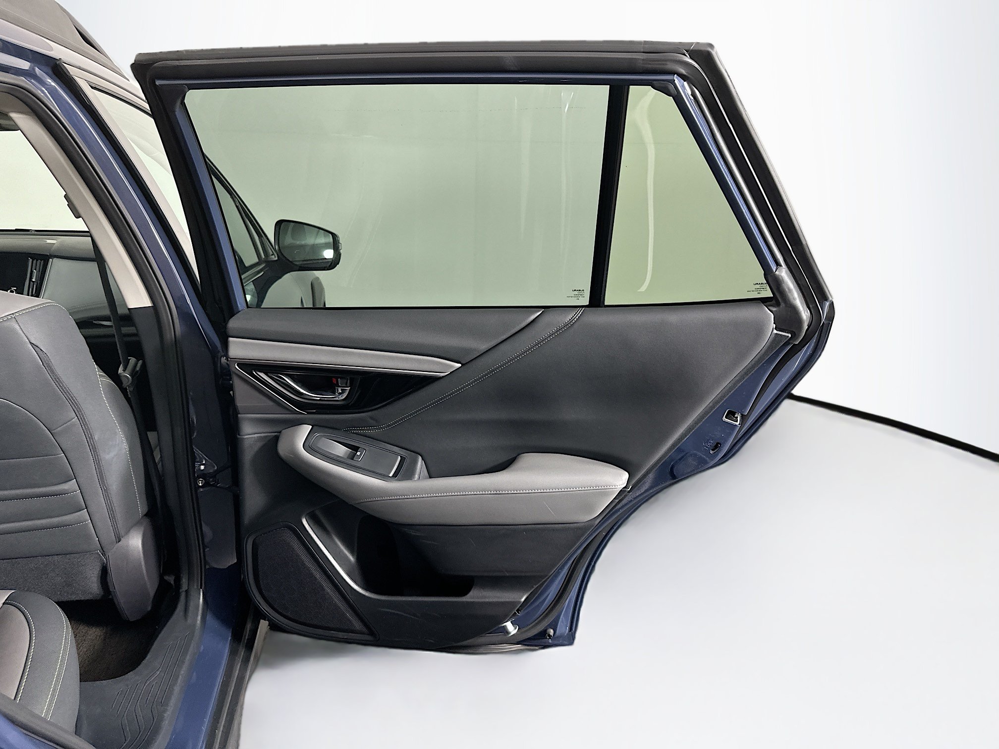 Used 2025 Subaru Outback Onyx Edition AWD/4WD image 30