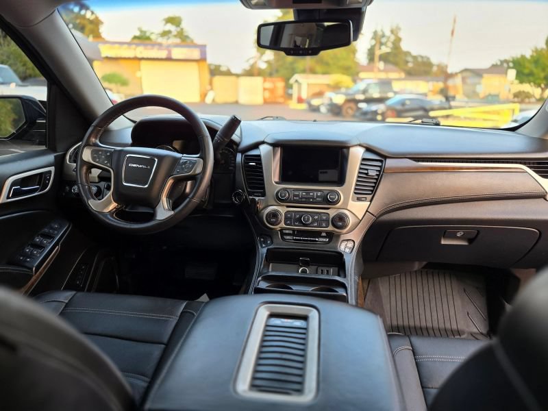 Used 2018 GMC Yukon XL Denali w/ Denali Ultimate Package AWD/4WD image 66