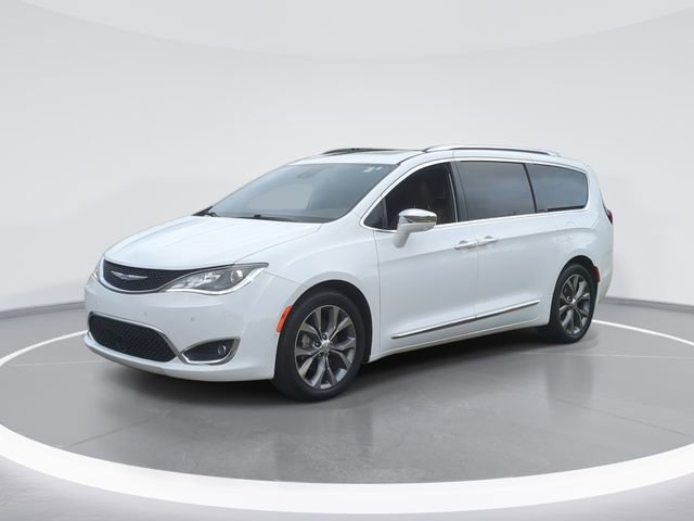 Used 2020 Chrysler Pacifica Limited w/ Tire & Wheel Group