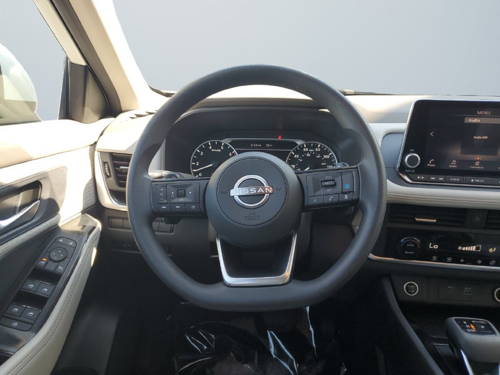 Used 2023 Nissan Rogue SV AWD/4WD image 12