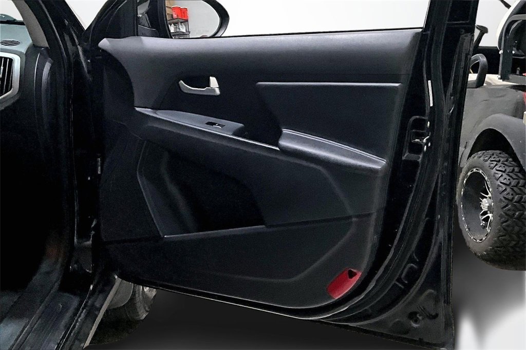 Used 2016 Kia Sportage LX image 23