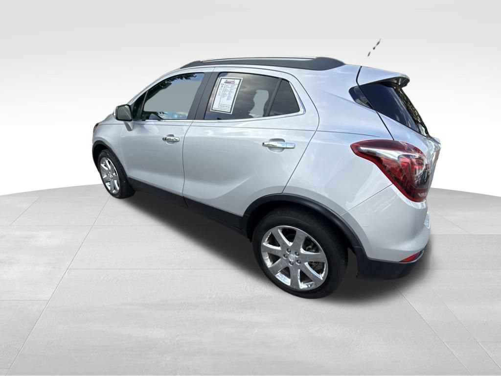 Used 2017 Buick Encore Essence w/ Experience Buick Package FWD image 3