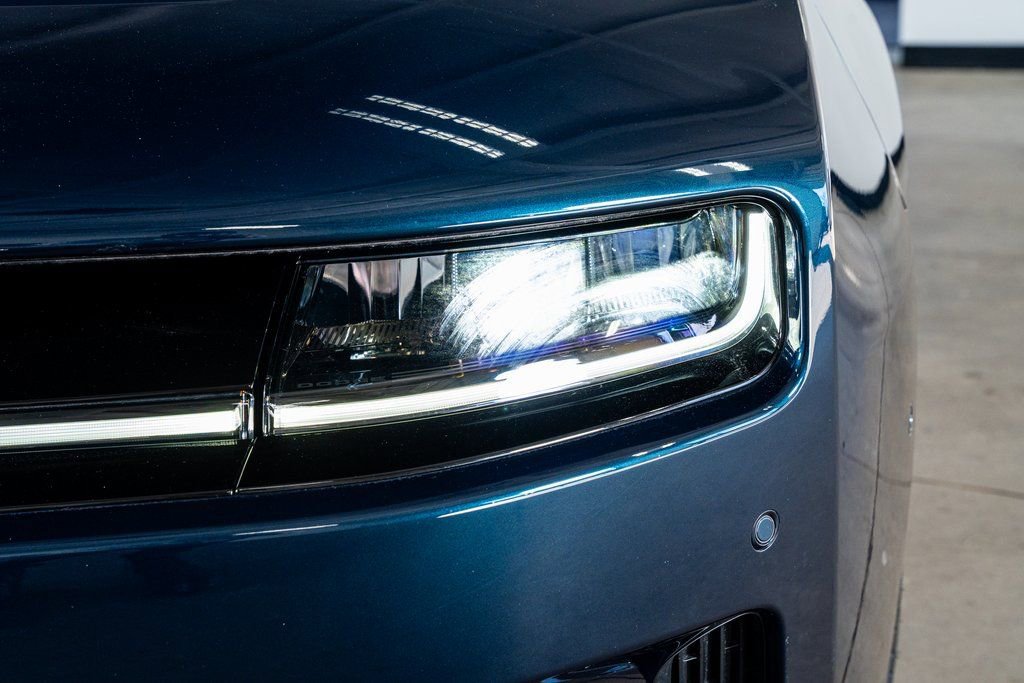 Used 2024 Dodge Charger Daytona R/T w/ Plus Group AWD/4WD image 15