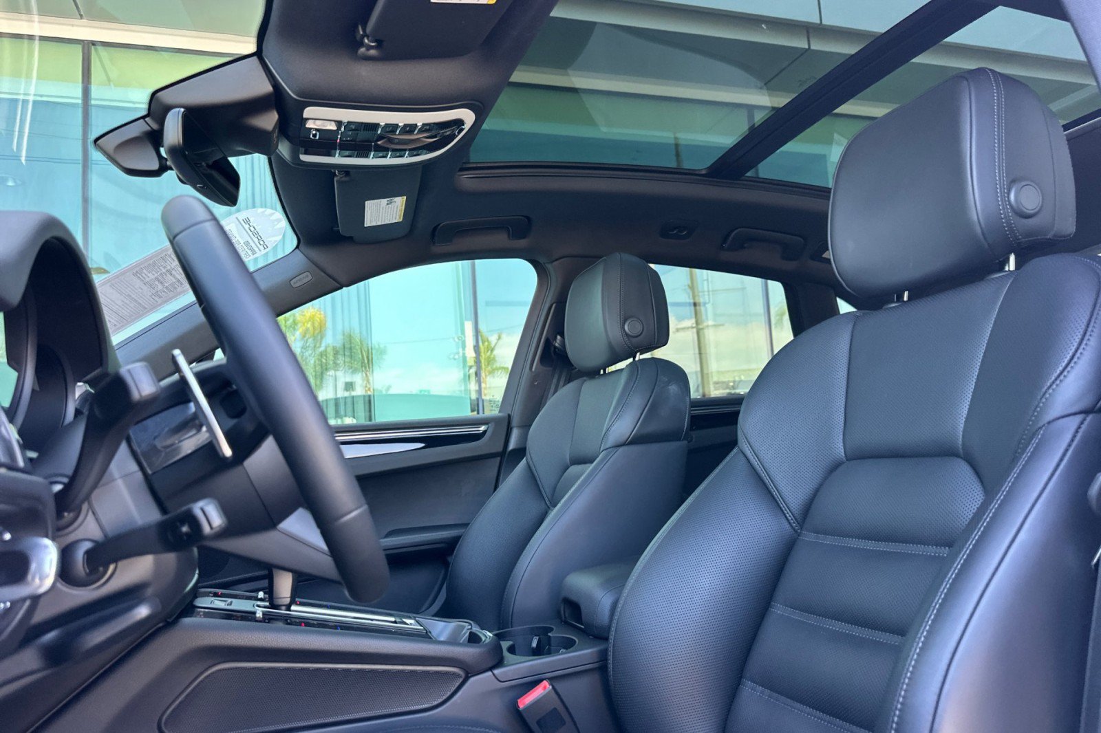 Used 2026 Porsche Macan S AWD/4WD image 5