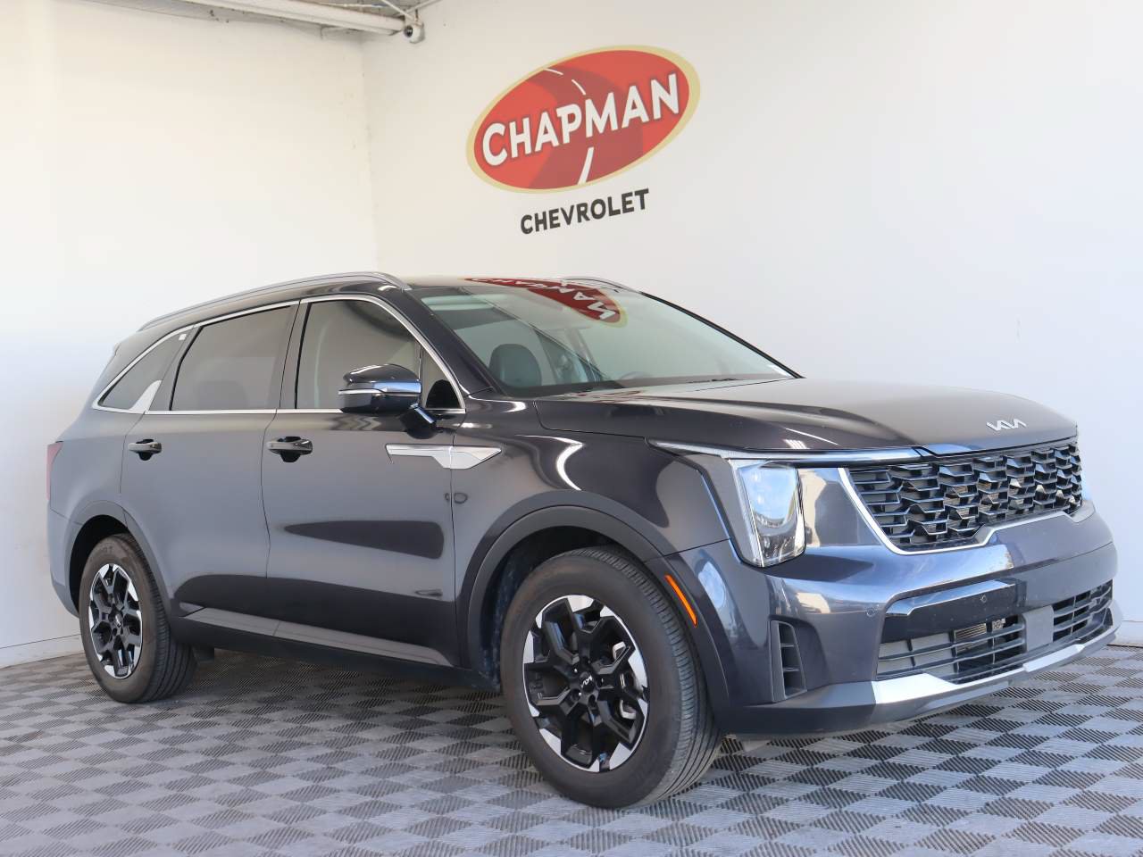 Used 2025 Kia Sorento S