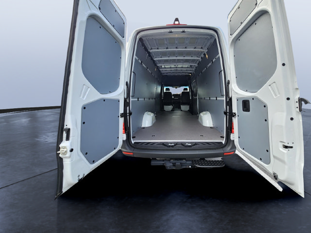 New 2026 Mercedes-Benz Sprinter 2500 image 10