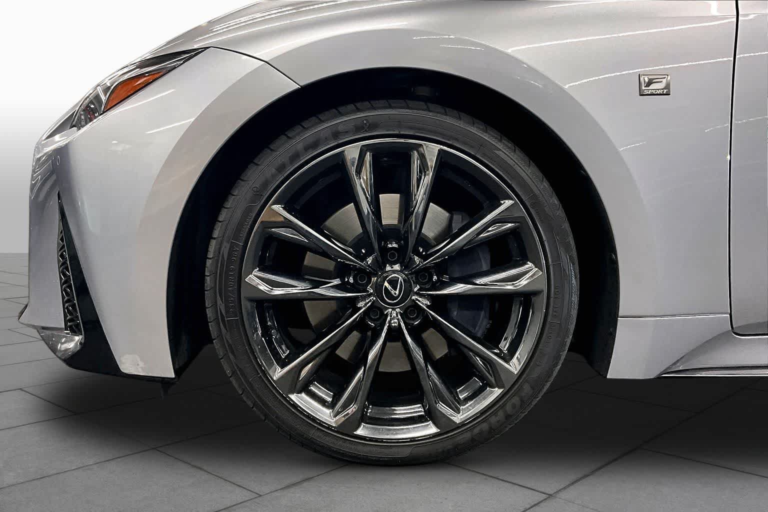 Used 2023 Lexus IS 350 F Sport RWD image 11