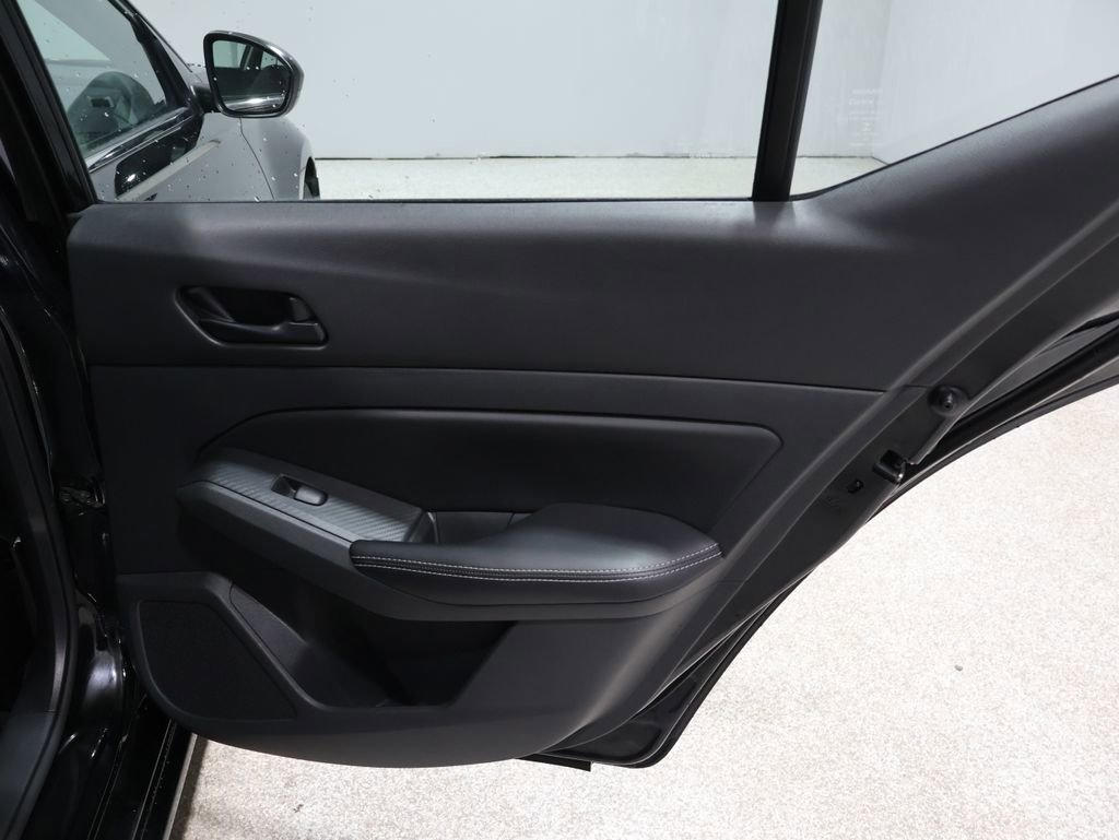 Used 2024 Nissan Altima 2.5 SV image 21