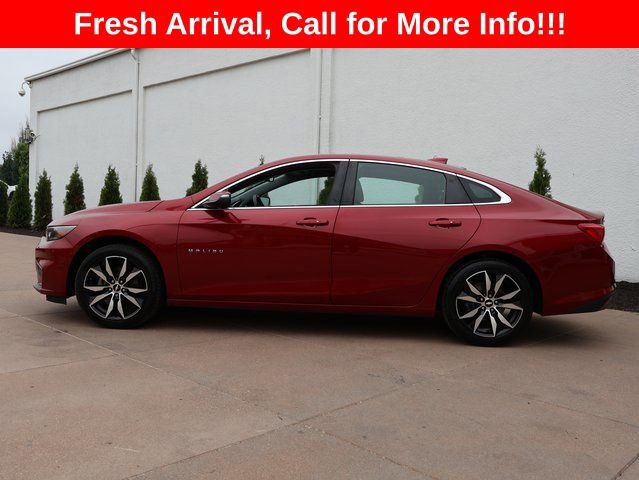 Certified 2018 Chevrolet Malibu LT w/ Leather Package FWD image 2
