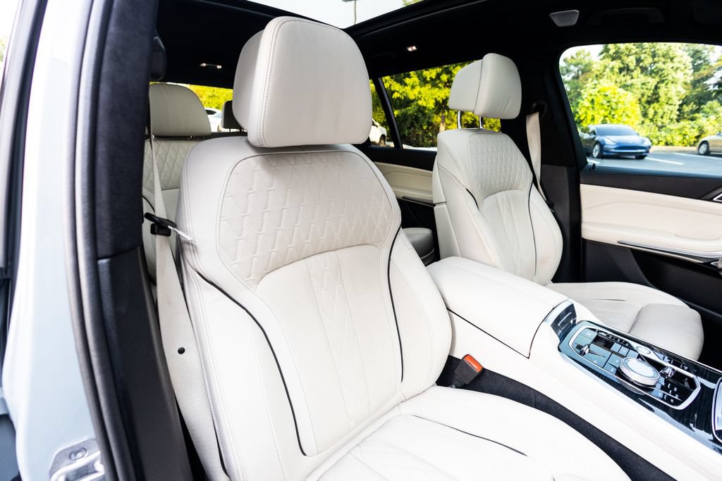 Used 2024 BMW X7 M60i w/ Executive Package AWD/4WD image 46