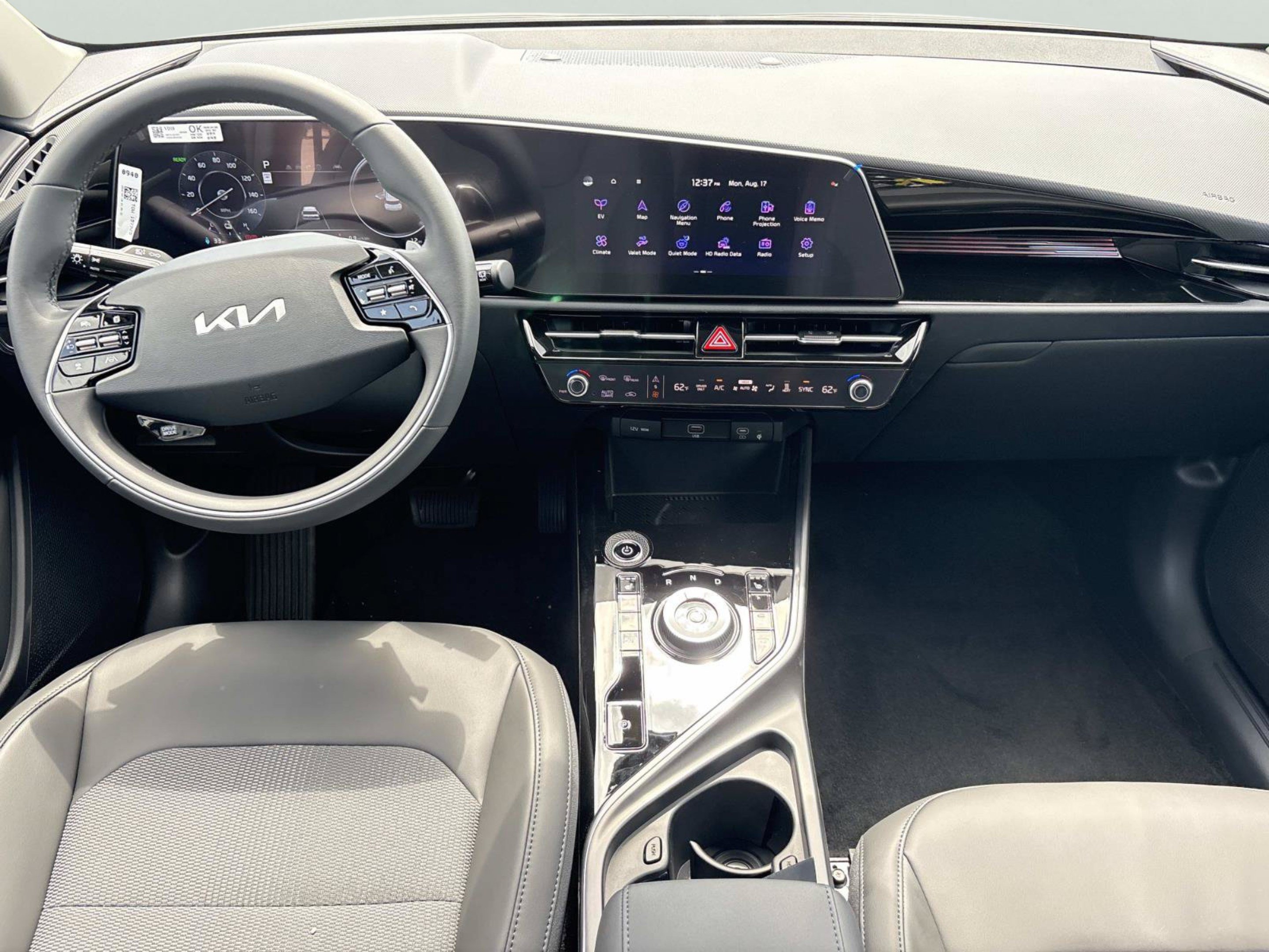New 2026 Kia Niro Wind FWD image 16