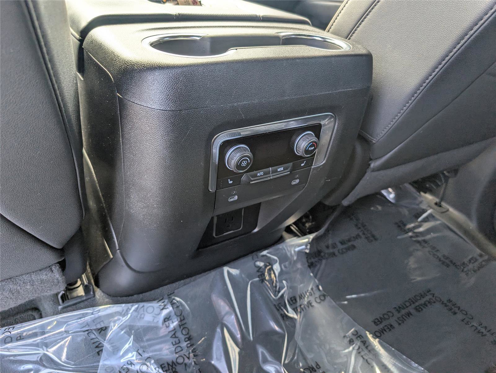 Used 2024 Chevrolet Tahoe Premier image 29