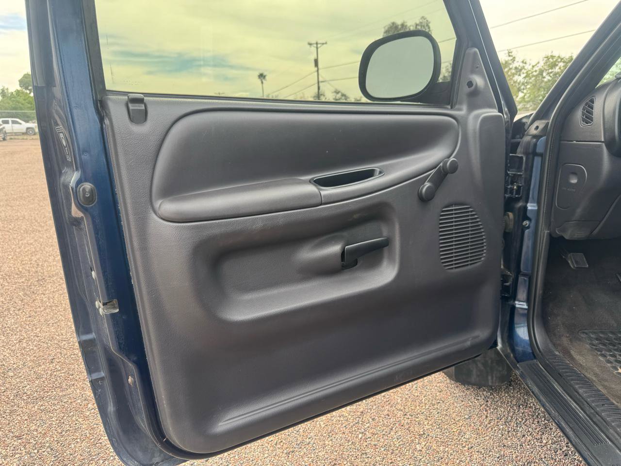 Used 2001 Dodge Ram 1500 Truck 2WD Regular Cab image 27