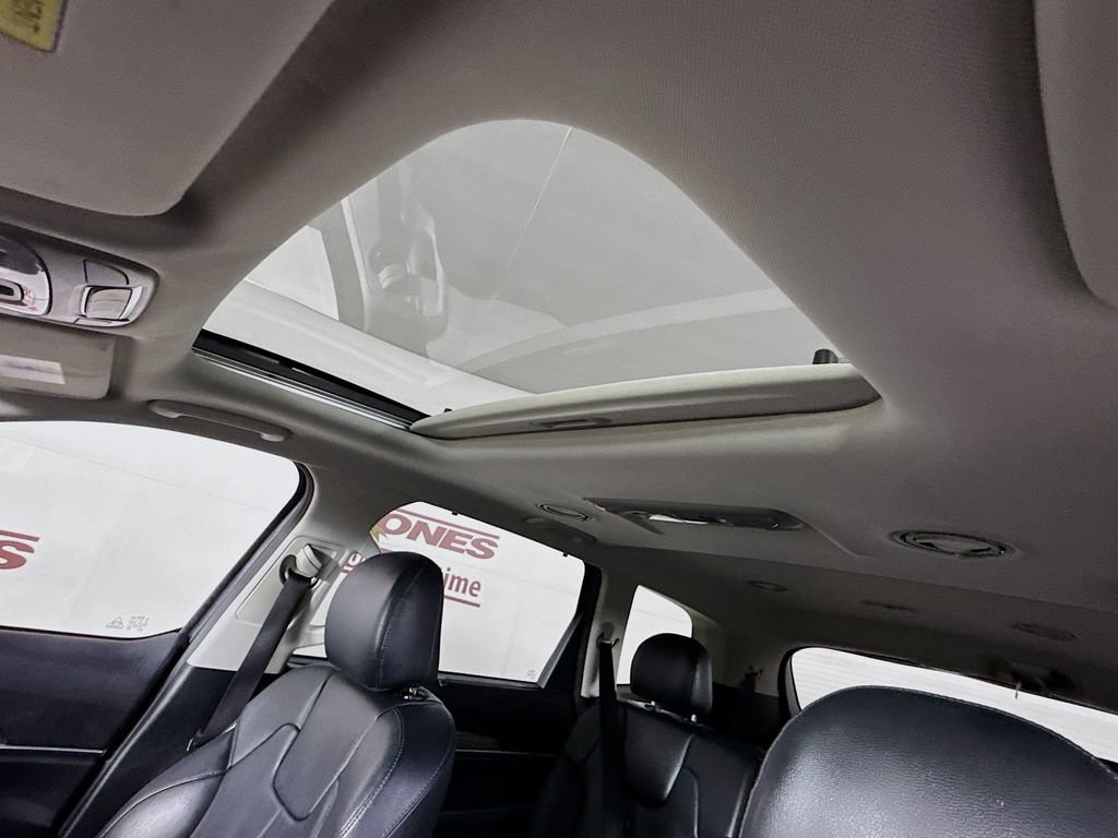 Used 2020 Kia Telluride EX AWD/4WD image 11