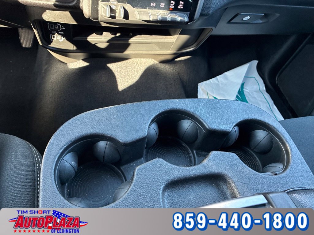 Used 2025 RAM 2500 Big Horn AWD/4WD image 32