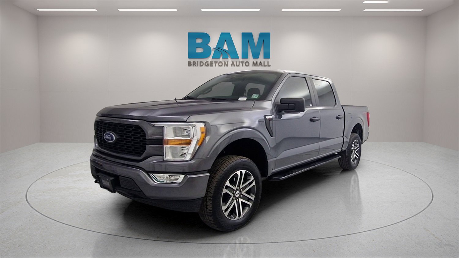 Used 2022 Ford F150 XL w/ STX Appearance Package image 3