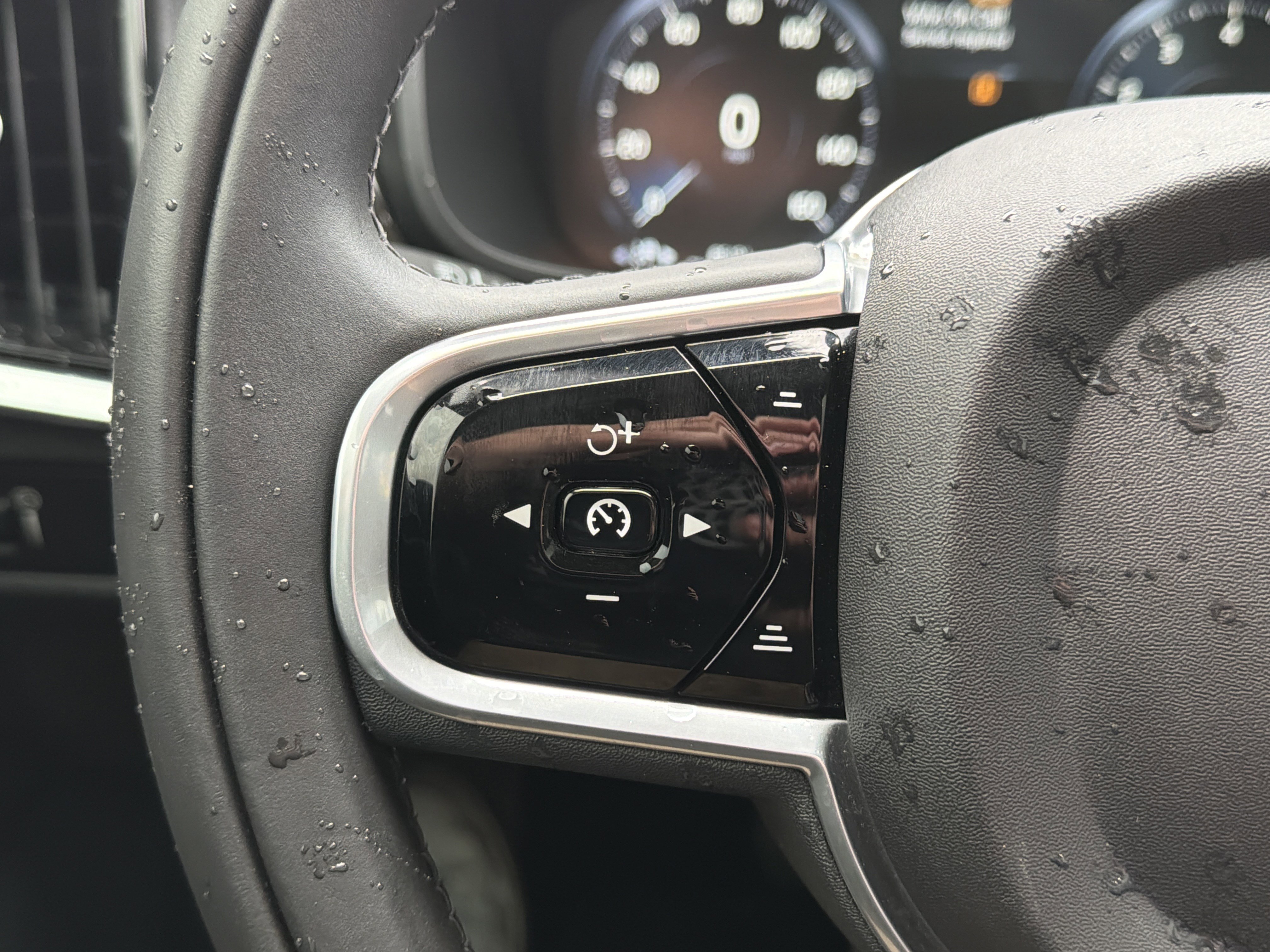 Used 2018 Volvo S90 T5 Momentum w/ Convenience Package AWD/4WD image 17