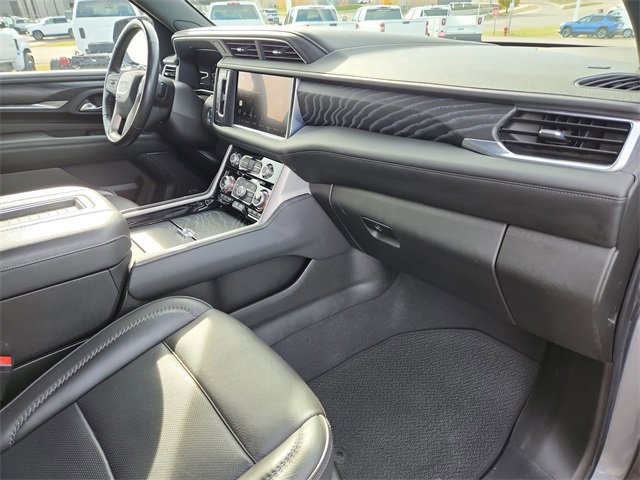 Certified 2022 GMC Yukon Denali image 28